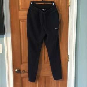Puma Size Small Black Jogger Sweatpants with Tapered Fit